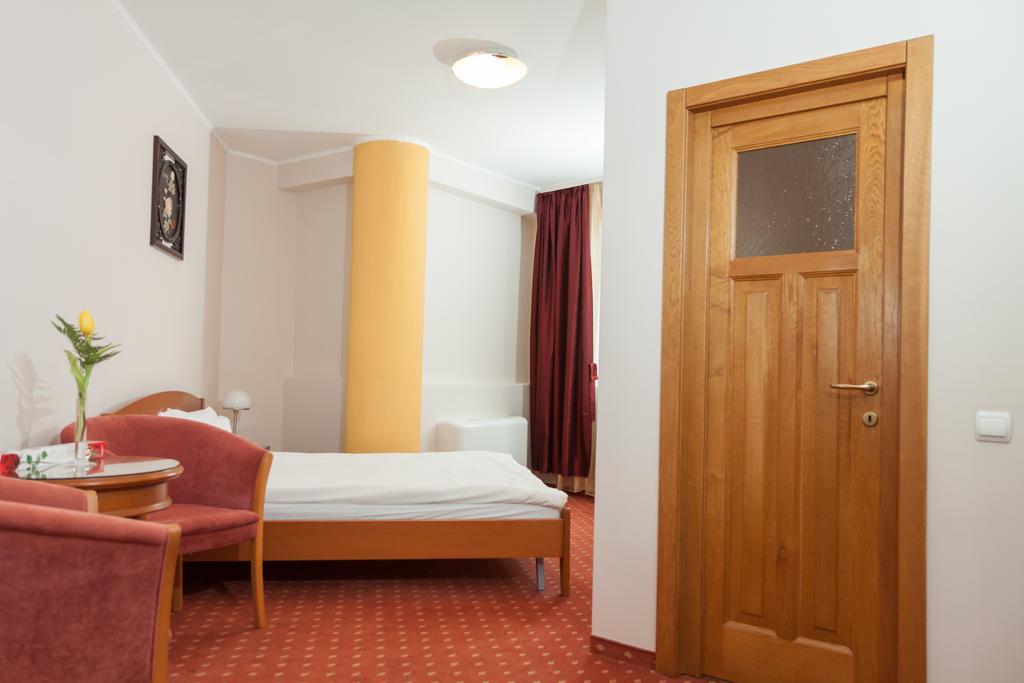 Hotel Hermes Alba Iulia Værelse billede