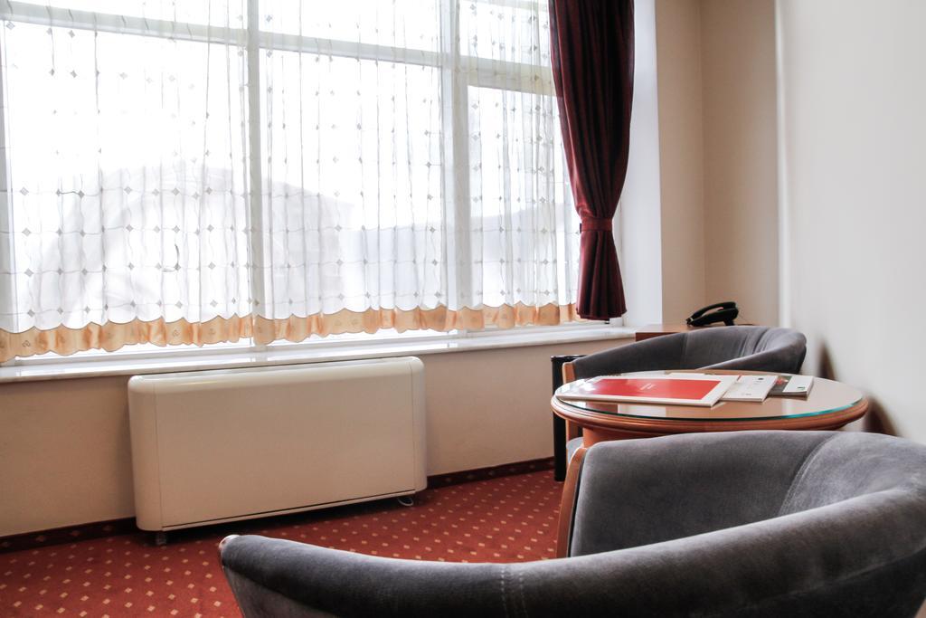 Hotel Hermes Alba Iulia Eksteriør billede